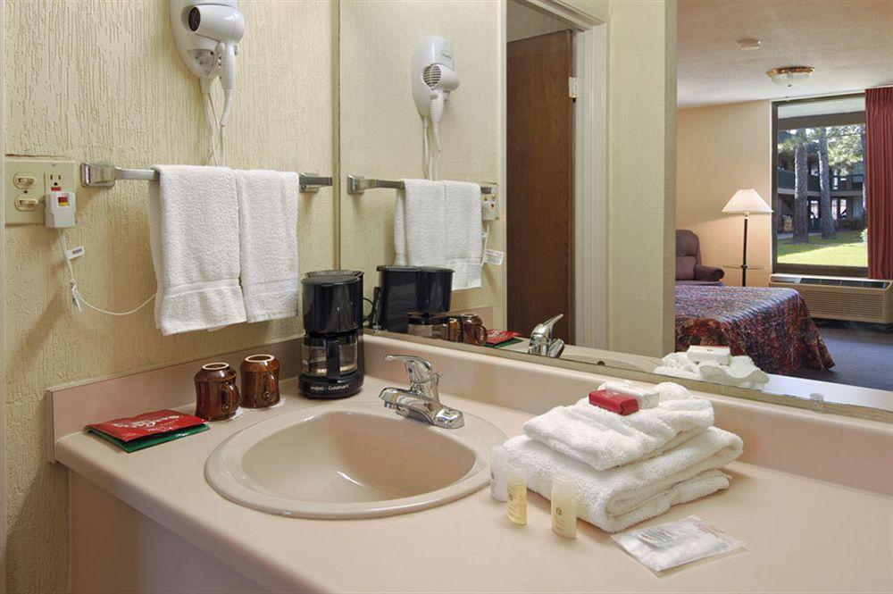 North Villa Inn Spring Habitación foto